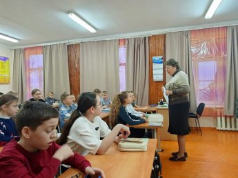 Урок-практикум "В поисках прав"